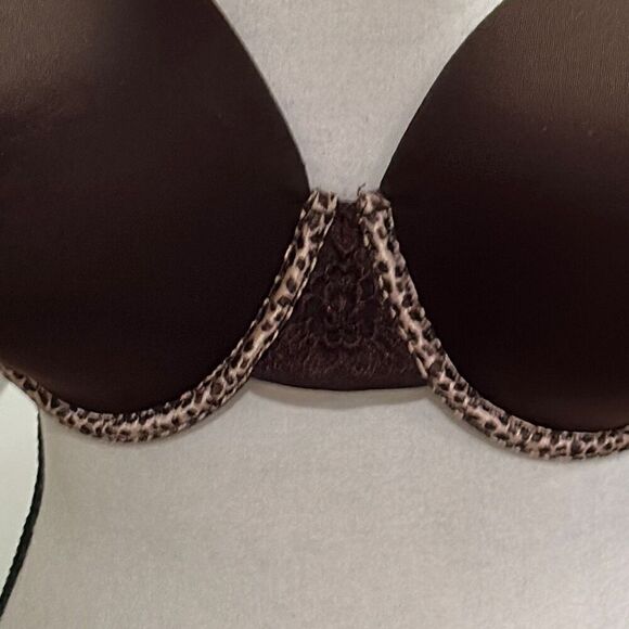 Vanity Fair Beautiful Benefits bra - Picture 2 of 5